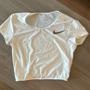 Nike Crop Top